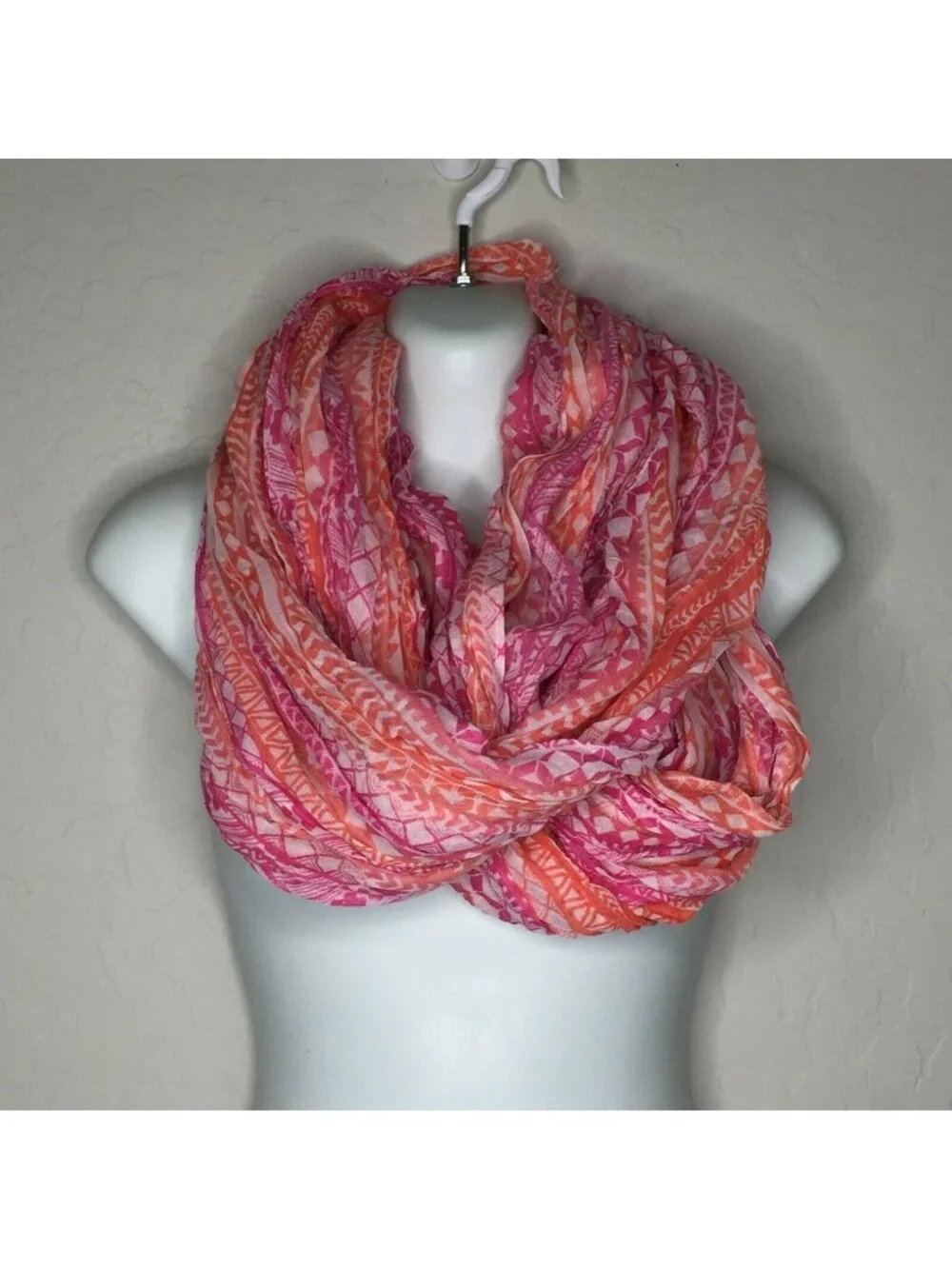 Womens Pink Orange White Pattern Infinity Scarf Accessories Fashion One Size